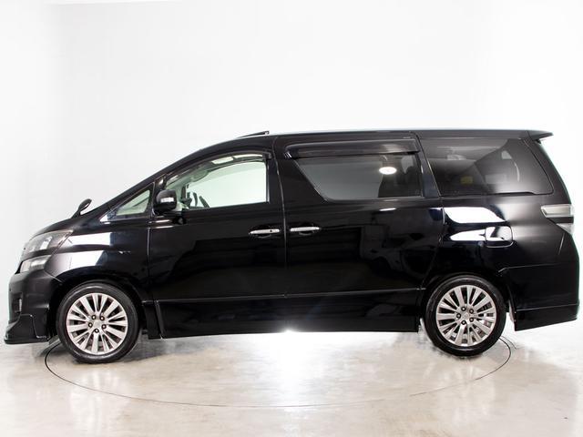 ヴェルファイア ２．４Ｚ　ゴールデンアイズ　（禁煙車）（エアロカスタム）（サンルーフ）（後席モニター）両側自動ドア／パワーバックドア／純正ＨＤＤナビ／フロント＆バックカメラ／クルーズコントロール／クリアランスソナー／コンビハンドル／（15枚目）