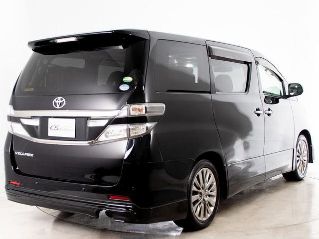ヴェルファイア ２．４Ｚ　ゴールデンアイズ　（禁煙車）（エアロカスタム）（サンルーフ）（後席モニター）両側自動ドア／パワーバックドア／純正ＨＤＤナビ／フロント＆バックカメラ／クルーズコントロール／クリアランスソナー／コンビハンドル／（16枚目）