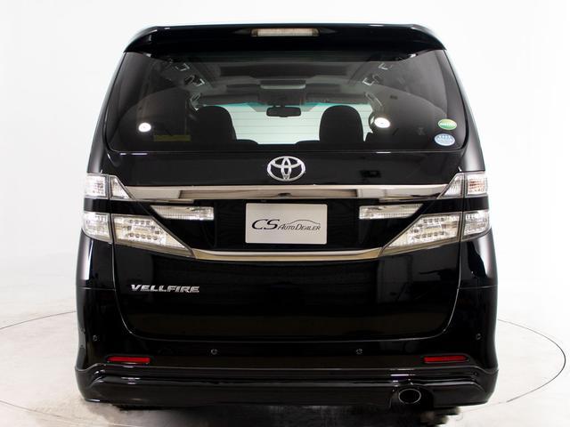 ヴェルファイア ２．４Ｚ　ゴールデンアイズ　（禁煙車）（エアロカスタム）（サンルーフ）（後席モニター）両側自動ドア／パワーバックドア／純正ＨＤＤナビ／フロント＆バックカメラ／クルーズコントロール／クリアランスソナー／コンビハンドル／（17枚目）