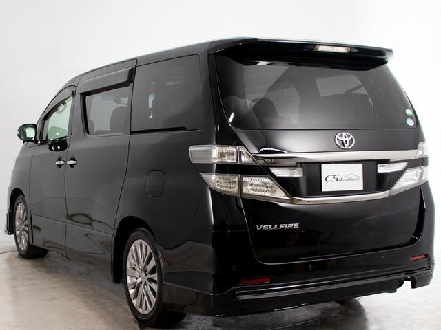 ヴェルファイア ２．４Ｚ　ゴールデンアイズ　（禁煙車）（エアロカスタム）（サンルーフ）（後席モニター）両側自動ドア／パワーバックドア／純正ＨＤＤナビ／フロント＆バックカメラ／クルーズコントロール／クリアランスソナー／コンビハンドル／（18枚目）