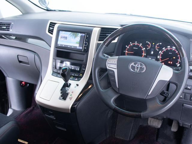 ヴェルファイア ２．４Ｚ　ゴールデンアイズ　（禁煙車）（エアロカスタム）（サンルーフ）（後席モニター）両側自動ドア／パワーバックドア／純正ＨＤＤナビ／フロント＆バックカメラ／クルーズコントロール／クリアランスソナー／コンビハンドル／（34枚目）