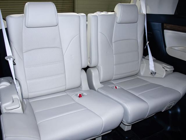 アルファードハイブリッド エグゼクティブラウンジ (ベージュ本革)(JBLサウンド)(全方位カメラ)(後席モニター)前車追従レーダークルーズ/衝突被害軽減ブレーキ/踏み間違い防止装置/自動ハイビーム/両側自動ドア/パワーバックドア/1500W給電/(25枚目)