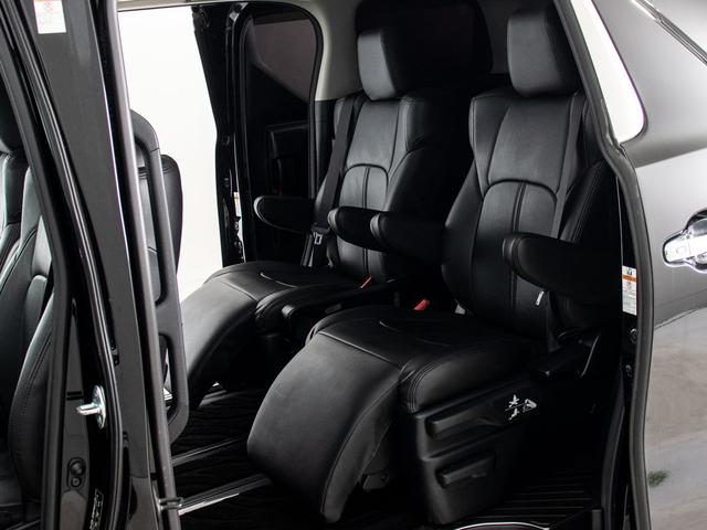 ヴェルファイア ２．５Ｚ　Ａエディション　（ＴＲＤフルエアロ）（社外１９インチアルミ）（サンルーフ）（純正１０型ナビ）後席モニター／トヨタセーフティセンス／黒革調シートカバー／両側自動ドア／バックカメラ／クリアランスソナー／ビルトインＥＴＣ／（26枚目）