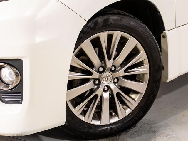 アルファード ２４０Ｓ　タイプゴールド　（ツインサンルーフ）（特別仕様車）（ハーフレザーシート）（後席モニター）ＡＬＰＩＮＥ製ＨＤＤナビゲーション／クルーズコントロール／クリアランスソナー／パワーバックドア／バックカメラ／Ｂｌｕｅｔｏｏｔｈ（12枚目）