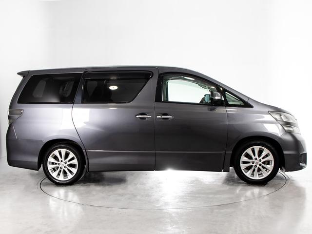 ヴェルファイア ２．４Ｚ　プラチナムセレクション　（特別仕様車）（両側電動スライドドア）（パワーバックドア）（専用アルカンターラシート）クリアランスソナー／ＨＤＤナビゲーション／コンビハンドル／フルセグＴＶ／Ｂｌｕｅｔｏｏｔｈ接続／後席モニター／（14枚目）