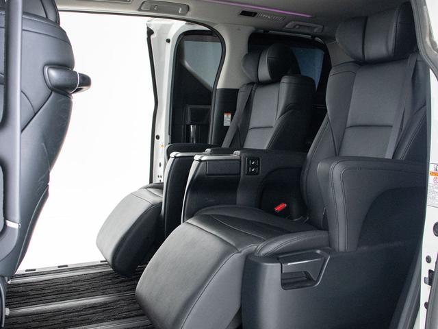 アルファード ２．５Ｓ　Ｃパッケージ　（禁煙車）（モデリスタエアロ）（サンルーフ）（デジタルインナーミラー）トヨタセーフティセンス／後席モニター／ＢＳＭ／３眼ＬＥＤヘッドライト／黒合皮エグゼクティブシート／両側電動スライドドア／フルセグ（25枚目）