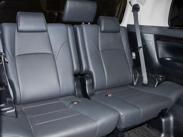 アルファード ２．５Ｓ　Ｃパッケージ　（禁煙車）（モデリスタエアロ）（サンルーフ）（デジタルインナーミラー）トヨタセーフティセンス／後席モニター／ＢＳＭ／３眼ＬＥＤヘッドライト／黒合皮エグゼクティブシート／両側電動スライドドア／フルセグ（26枚目）