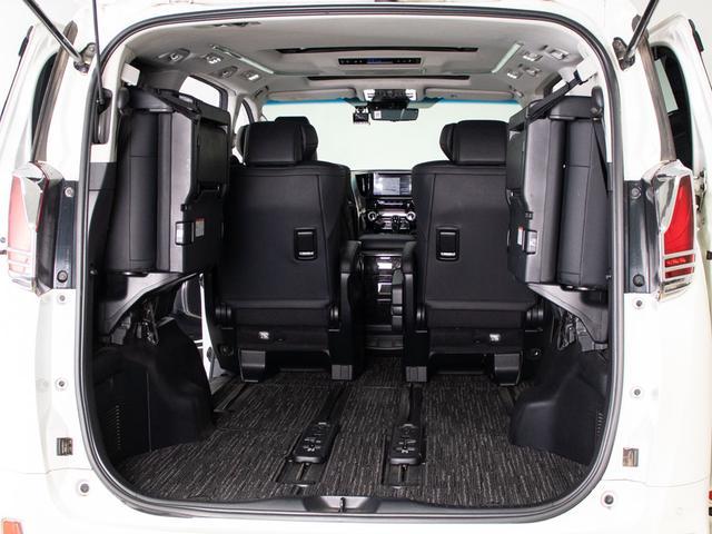 アルファード ２．５Ｓ　Ｃパッケージ　（禁煙車）（モデリスタエアロ）（サンルーフ）（デジタルインナーミラー）トヨタセーフティセンス／後席モニター／ＢＳＭ／３眼ＬＥＤヘッドライト／黒合皮エグゼクティブシート／両側電動スライドドア／フルセグ（27枚目）