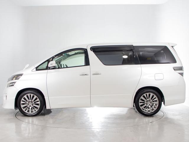 ヴェルファイア ２．４Ｚ　ゴールデンアイズＩＩ　（保冷温庫システムコンソール）（新品タイヤ装着）（両側自動ドア）（パワーバックドア）カロッツェリアナビ／バックカメラ／クルーズコントロール／クリアランスソナー／後席モニター／専用ハーフレザーシート／（14枚目）
