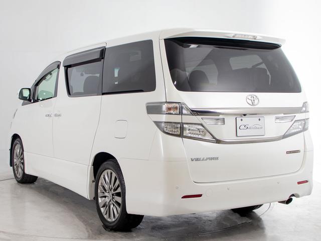 ヴェルファイア ２．４Ｚ　ゴールデンアイズＩＩ　（保冷温庫システムコンソール）（新品タイヤ装着）（両側自動ドア）（パワーバックドア）カロッツェリアナビ／バックカメラ／クルーズコントロール／クリアランスソナー／後席モニター／専用ハーフレザーシート／（15枚目）
