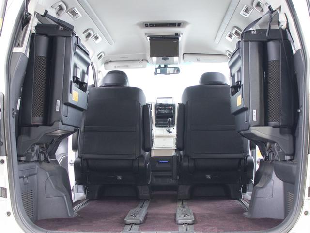 ヴェルファイア ２．４Ｚ　ゴールデンアイズＩＩ　（保冷温庫システムコンソール）（新品タイヤ装着）（両側自動ドア）（パワーバックドア）カロッツェリアナビ／バックカメラ／クルーズコントロール／クリアランスソナー／後席モニター／専用ハーフレザーシート／（27枚目）