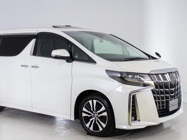 アルファード ２．５Ｓ　Ｃパッケージ　（禁煙車）（サンルーフ）（冷暖房黒革）（アルパインＢＩＧ－Ｘ１１型ナビ）後席モニター／トヨタセーフティセンス／踏み間違い防止装置／３眼ＬＥＤヘッドライト／両側自動ドア／パワーバックドア／コンビハンドル（16枚目）