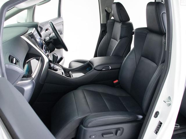 アルファード ２．５Ｓ　Ｃパッケージ　（禁煙車）（サンルーフ）（冷暖房黒革）（アルパインＢＩＧ－Ｘ１１型ナビ）後席モニター／トヨタセーフティセンス／踏み間違い防止装置／３眼ＬＥＤヘッドライト／両側自動ドア／パワーバックドア／コンビハンドル（25枚目）