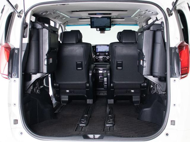 アルファード ２．５Ｓ　Ｃパッケージ　（禁煙車）（サンルーフ）（冷暖房黒革）（アルパインＢＩＧ－Ｘ１１型ナビ）後席モニター／トヨタセーフティセンス／踏み間違い防止装置／３眼ＬＥＤヘッドライト／両側自動ドア／パワーバックドア／コンビハンドル（29枚目）
