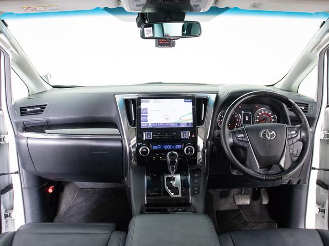 アルファード ２．５Ｓ　Ｃパッケージ　（禁煙車）（サンルーフ）（冷暖房黒革）（アルパインＢＩＧ－Ｘ１１型ナビ）後席モニター／トヨタセーフティセンス／踏み間違い防止装置／３眼ＬＥＤヘッドライト／両側自動ドア／パワーバックドア／コンビハンドル（38枚目）