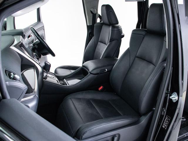 アルファード 2.5S Cパッケージ (禁煙車)(サンルーフ)(アルパインBIG-X11型ナビ)(後席モニター)冷暖房黒革/エグゼクティブシート/トヨタセーフティセンス/踏み間違い防止装置/3眼LEDヘッドライト/AC100V電源/(26枚目)