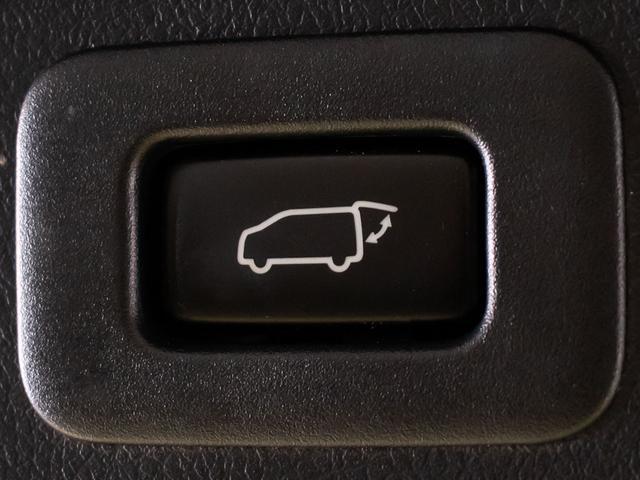 アルファード 2.5S Cパッケージ (禁煙車)(サンルーフ)(アルパインBIG-X11型ナビ)(後席モニター)冷暖房黒革/エグゼクティブシート/トヨタセーフティセンス/踏み間違い防止装置/3眼LEDヘッドライト/AC100V電源/(38枚目)