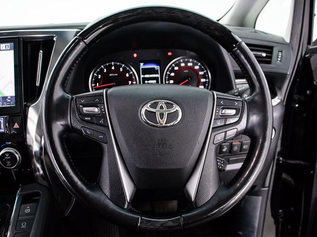 アルファード 2.5S Cパッケージ (禁煙車)(サンルーフ)(アルパインBIG-X11型ナビ)(後席モニター)冷暖房黒革/エグゼクティブシート/トヨタセーフティセンス/踏み間違い防止装置/3眼LEDヘッドライト/AC100V電源/(41枚目)