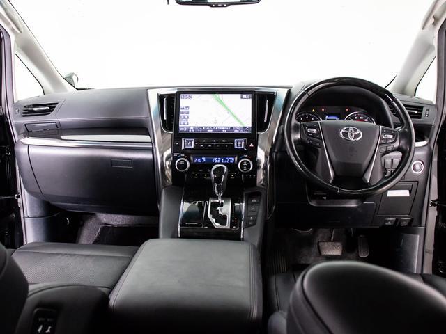 アルファード 2.5S Cパッケージ (禁煙車)(サンルーフ)(アルパインBIG-X11型ナビ)(後席モニター)冷暖房黒革/エグゼクティブシート/トヨタセーフティセンス/踏み間違い防止装置/3眼LEDヘッドライト/AC100V電源/(44枚目)