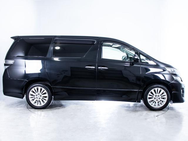 ヴェルファイア ２．４Ｚ　（禁煙車）（４ＷＤ）（８人乗りフルフラットシート）（両側自動ドア）純正ＨＤＤナビ／後席モニター／バックカメラ／ビルトインＥＴＣ／クリアランスソナー／Ｂｌｕｅｔｏｏｔｈ接続／フルセグＴＶ／（19枚目）