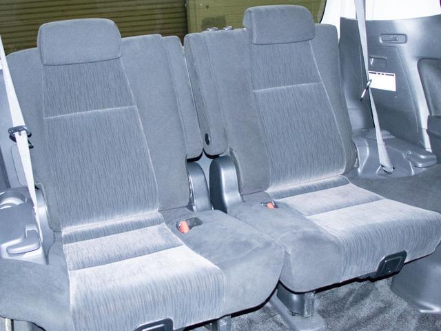ヴェルファイア ２．４Ｚ　（禁煙車）（４ＷＤ）（８人乗りフルフラットシート）（両側自動ドア）純正ＨＤＤナビ／後席モニター／バックカメラ／ビルトインＥＴＣ／クリアランスソナー／Ｂｌｕｅｔｏｏｔｈ接続／フルセグＴＶ／（30枚目）