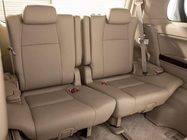 アルファード ３５０Ｇ　Ｌパッケージ　（プレミアムサウンド）（保冷温庫）（ベージュ本革シート）（サンルーフ）レーダークルーズコントロール／プリクラッシュセーフティ／後席モニター／両側電動スライドドア／パワーバックドア／ＡＣ１００Ｖ電源（26枚目）