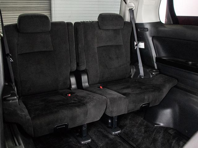 ヴェルファイア ２．４Ｚ　プラチナセレクションＩＩ　タイプゴールド　（禁煙車）（特別仕様車）（両側電動スライドドア）（後席モニター）専用アルカンターラシート／パワーバックドア／クリアランスソナー／コンビハンドル／後席オットマン／ＨＩＤヘッドライト／フルセグＴＶ／ＥＴＣ（28枚目）