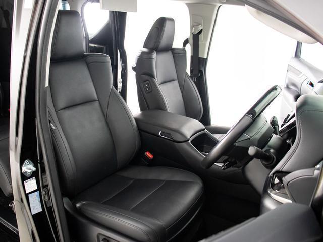 アルファード 2.5S Cパッケージ (禁煙車)(点検記録簿9枚)(モデリスタフルエアロ)(サンルーフ)冷暖房黒革/ナビ機能付ディスプレイオーディオ/後席モニター/トヨタセーフティセンス/踏み間違え防止装置/両側自動ドア/パワーバックドア(24枚目)