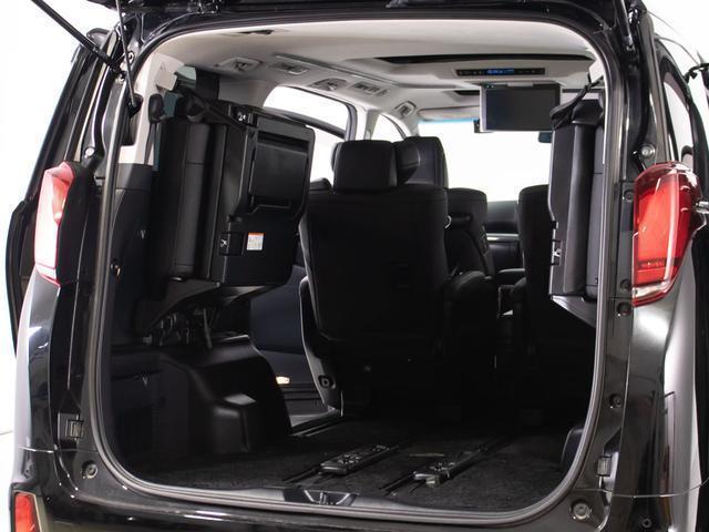 アルファード 2.5S Cパッケージ (禁煙車)(点検記録簿9枚)(モデリスタフルエアロ)(サンルーフ)冷暖房黒革/ナビ機能付ディスプレイオーディオ/後席モニター/トヨタセーフティセンス/踏み間違え防止装置/両側自動ドア/パワーバックドア(29枚目)