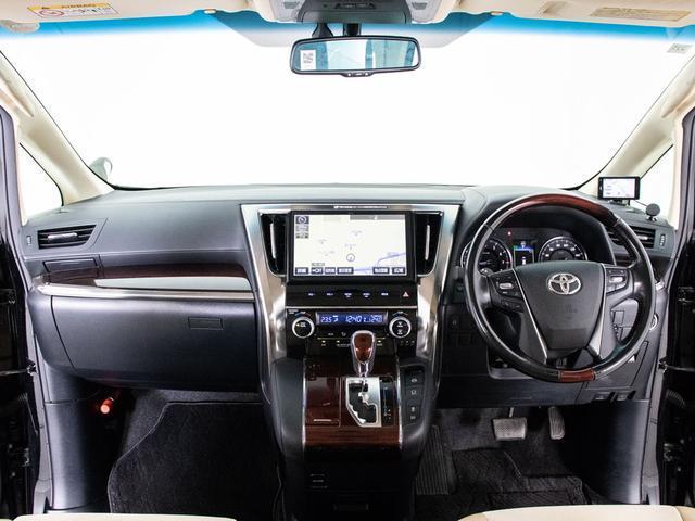 アルファード ２．５Ｇ　（禁煙車）（サンルーフ）（純正１０型ナビ）（後席モニター）両側自動ドア／パワーバックドア／ベージュハーフレザーシート／ＡＣ１００Ｖ電源／クルーズコントロール／クリアランスソナー／コンビハンドル／（23枚目）