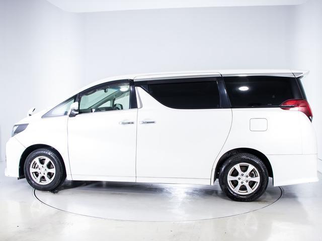 アルファード 2.5S Cパッケージ (4WD)(エグゼクティブシート)(純正9型ナビ)(後席モニター)両側自動ドア/パワーバックドア/黒ハーフレザーシート/ビルトインETC/クルーズコントロール/クリアランスソナー/コンビハンドル/(16枚目)