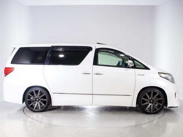アルファードハイブリッド SR プレミアムシートパッケージ (禁煙車)(エンジン対策済)(サンルーフ)(プレミアムサウンド)モデリスタエアロ/社外20インチアルミ&車高調/前車追従レーダークルーズ/衝突被害軽減装置/車線逸脱防止装置/黒本革/2列目冷暖房シート(21枚目)
