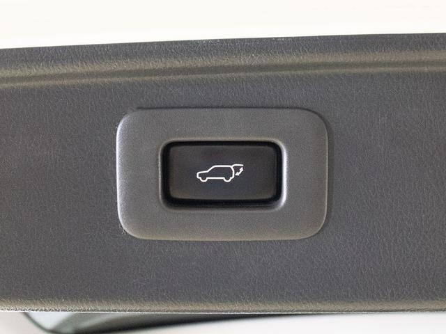 アルファードハイブリッド SR プレミアムシートパッケージ (禁煙車)(エンジン対策済)(サンルーフ)(プレミアムサウンド)モデリスタエアロ/社外20インチアルミ&車高調/前車追従レーダークルーズ/衝突被害軽減装置/車線逸脱防止装置/黒本革/2列目冷暖房シート(34枚目)