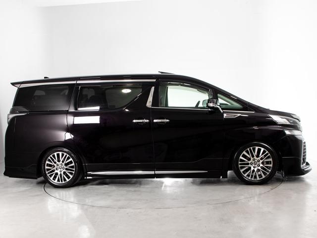 ヴェルファイア ２．５Ｚ　Ｇエディション　（禁煙ワンオーナー車）（サンルーフ）（ＪＢＬサウンド）（黒本革シート）後席モニター／モデリスタエアロ／レーダークルーズコントロール／プリクラッシュセーフティ／全周囲カメラ／両側自動ドア／ＴＥＩＮ車高調（19枚目）
