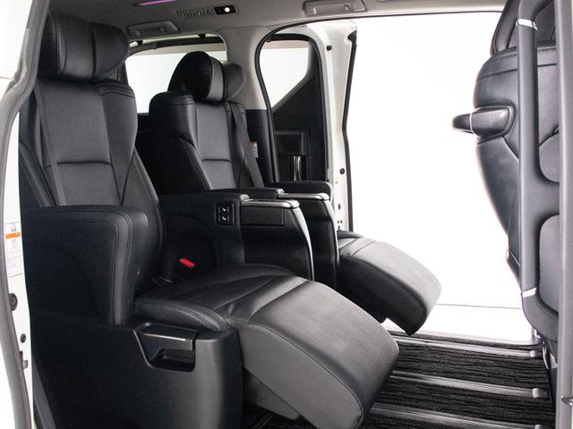 アルファード ２．５Ｓ　Ｃパッケージ　（ワンオーナー車）（１０インチ大画面ナビ）（トヨタセーフティセンス）（後席モニター）黒革エグゼクティブシート／両側電動スライドドア／パワーバックドア／ヒート＆エアシート／コンビハンドル／（26枚目）