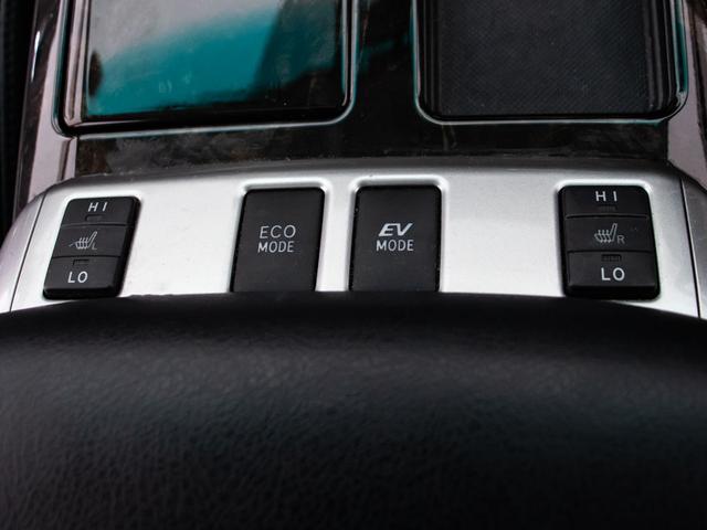 アルファードハイブリッド ＳＲ　プレミアムシートパッケージ　（サンルーフ）（プレミアムサウンド）（黒本革）（冷暖房シート）全方位カメラ／後席モニター／前車追従レーダークルーズ／衝突被害軽減装置／車線逸脱防止装置／両側自動ドア／パワーバックドア／（38枚目）