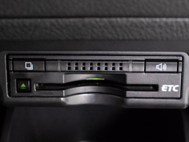 アルファードハイブリッド ＳＲ　プレミアムシートパッケージ　（サンルーフ）（プレミアムサウンド）（黒本革）（冷暖房シート）全方位カメラ／後席モニター／前車追従レーダークルーズ／衝突被害軽減装置／車線逸脱防止装置／両側自動ドア／パワーバックドア／（45枚目）
