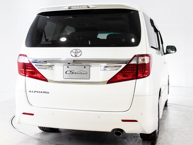 アルファード ２４０Ｓ　Ｃパッケージ　（禁煙車）（黒本革エグゼクティブシート）（後席モニター）（エグゼクティブシート）両側電動スライドドア／パワーバックドア／パワーシート／シートヒーター／シートメモリー／クルーズコントロール／バックカメラ（18枚目）