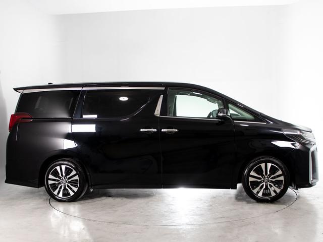 アルファード 2.5S Cパッケージ (禁煙)(冷暖房黒革)(ナビ機能付ディスプレイオーディオ)(後席モニター)エグゼクティブシート/トヨタセーフティセンス/踏み間違い防止装置/デジタルインナーミラー/BSM/RCTAB/AC100V電源(20枚目)