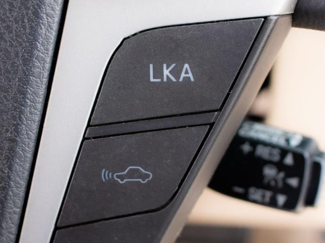 アルファードハイブリッド G (禁煙車)(プレミアムサウンド)(後席モニター)(前車追従レーダークルーズ)衝突被害軽減装置/車線逸脱防止装置/両側自動ドア/パワーバックドア/クリアランスソナー/AC100V電源/パワーシート/(7枚目)