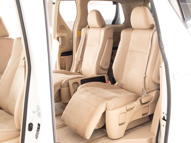 アルファードハイブリッド G (禁煙車)(プレミアムサウンド)(後席モニター)(前車追従レーダークルーズ)衝突被害軽減装置/車線逸脱防止装置/両側自動ドア/パワーバックドア/クリアランスソナー/AC100V電源/パワーシート/(26枚目)