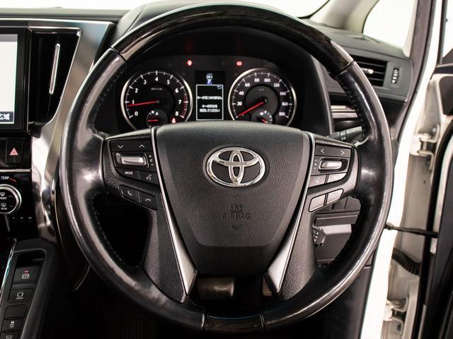 アルファード 2.5S Cパッケージ (ワンオーナー車)(点検記録簿12枚)(サンルーフ)(純正10型ナビ)後席モニター/両側自動ドア/パワーバックドア/前車追従レーダークルーズ/衝突被害軽減ブレーキ/踏み間違い防止装置/AC100V電源(39枚目)