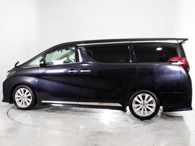 アルファード 2.5S (禁煙車)(ダウンサス)(黒革調シートカバー)(両側自動ドア)純正9型ナビ/後席モニター/バックカメラ/AC100V電源/コンビハンドル/クリアランスソナー/Bluetooth接続/フルセグTV/(16枚目)