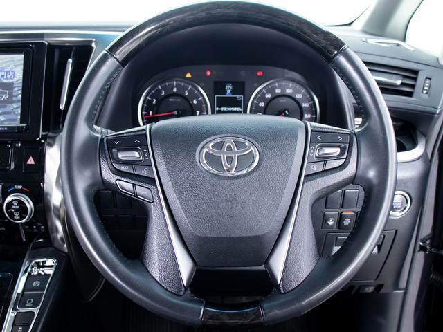 アルファード 2.5S (禁煙車)(ダウンサス)(黒革調シートカバー)(両側自動ドア)純正9型ナビ/後席モニター/バックカメラ/AC100V電源/コンビハンドル/クリアランスソナー/Bluetooth接続/フルセグTV/(32枚目)