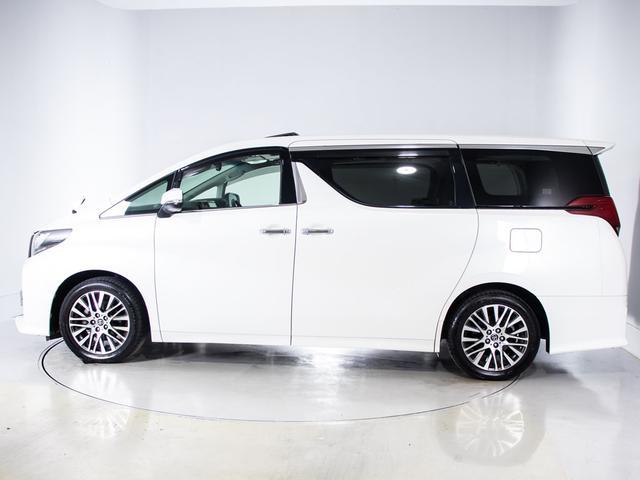 アルファード 2.5S Cパッケージ (サンルーフ)(アルパインBIG-X11型ナビ)(後席モニター)(前車追従レーダークルーズ)衝突被害軽減ブレーキ/踏み間違い防止装置/両側自動ドア/パワーバックドア/エグゼクティブシート/パワーシート(16枚目)