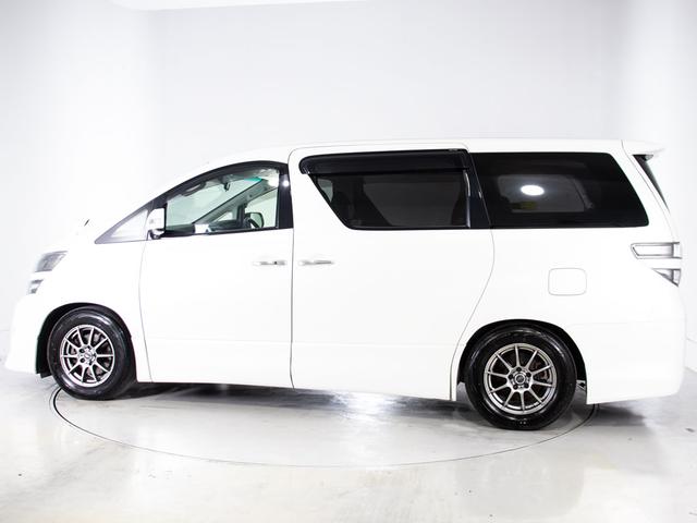 ヴェルファイア ２．４Ｚ　（禁煙車）（点検記録簿１０枚）（４ＷＤ）（エンジン対策済み）８人乗りフルフラットシート／ダウンサス／黒革調シートカバー／純正ＳＤナビ／後席モニター／両側自動ドア／バックカメラ／クリアランスソナー／（16枚目）