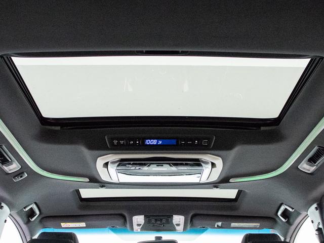 ヴェルファイア ２．５Ｚ　Ａエディション　ゴールデンアイズ　（サンルーフ）（アルパインＢＩＧ－Ｘ１１型ナビ）（後席モニター）（両側自動ドア）パワーバックドア／専用黒ハーフレザーシート／ＡＣ１００Ｖ電源／クルーズコントロール／クリアランスソナー／バックカメラ／（5枚目）