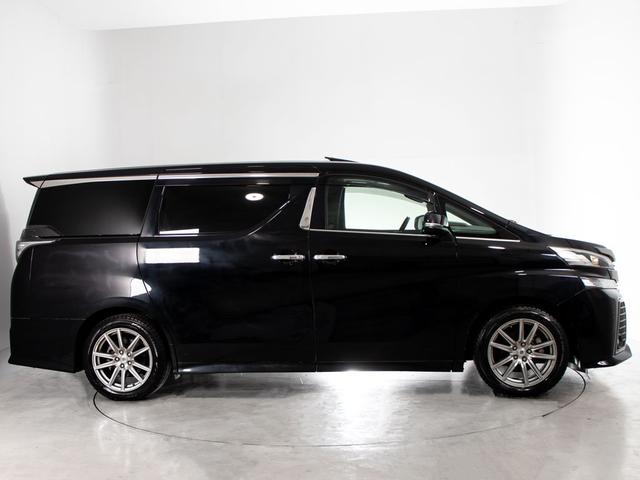 ヴェルファイア ２．５Ｚ　Ａエディション　ゴールデンアイズ　（サンルーフ）（アルパインＢＩＧ－Ｘ１１型ナビ）（後席モニター）（両側自動ドア）パワーバックドア／専用黒ハーフレザーシート／ＡＣ１００Ｖ電源／クルーズコントロール／クリアランスソナー／バックカメラ／（18枚目）