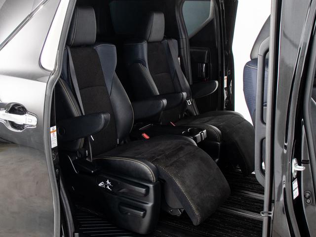 ヴェルファイア ２．５Ｚ　Ａエディション　ゴールデンアイズ　（サンルーフ）（アルパインＢＩＧ－Ｘ１１型ナビ）（後席モニター）（両側自動ドア）パワーバックドア／専用黒ハーフレザーシート／ＡＣ１００Ｖ電源／クルーズコントロール／クリアランスソナー／バックカメラ／（23枚目）