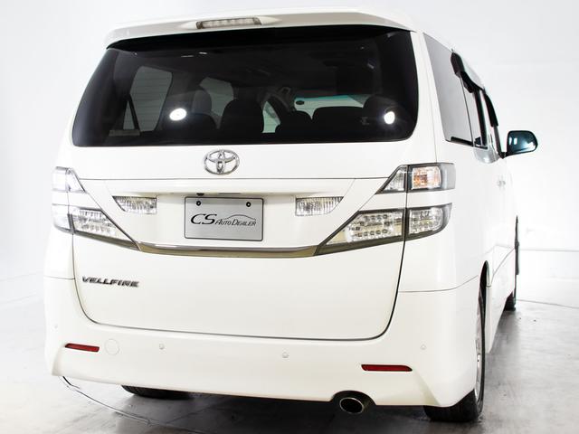 ヴェルファイア ２．４Ｚ　プラチナムセレクション　（禁煙車）（点検記録簿６枚）（後席モニター）（両側自動ドア）パワーバックドア／純正ＨＤＤナビ／バックカメラ／専用アルカンターラシート／コンビハンドル／クリアランスソナー／Ｂｌｕｅｔｏｏｔｈ接続／（16枚目）